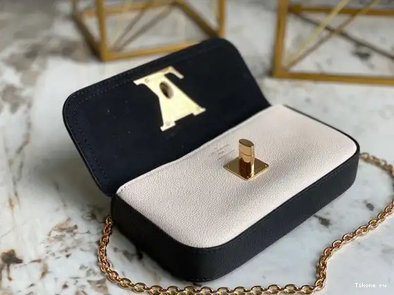 Affordable pouch Vuitton Louis Lockme 0608